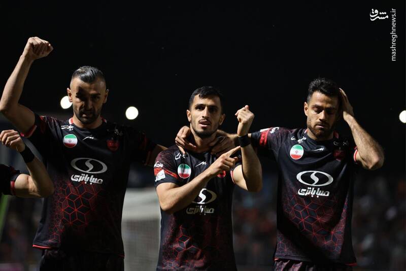 دقيقه،مس،پرسپوليس،دروازه،محوطه،جريمه،علي،شوت،ميلاد،محمدي،ضرب ...