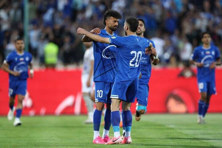 استقلال به کمک var پیروز نیمه اول دیدار با آلومینیوم شد