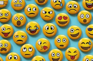 کدام تیپ شخصیت ها بیشتر از ایموجی استفاده می کنند؟