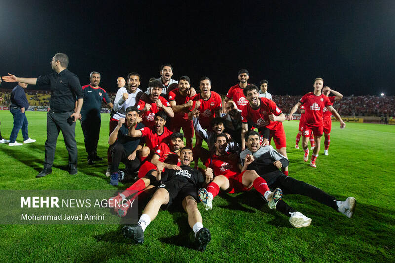فصل،قهرماني،عنوان،ليگ،تيم،استقلال،پرسپوليس،برتر،امتياز،دست،س ...