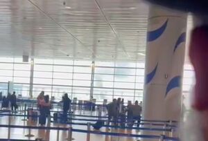 لحظه اصابت موشک به فرودگاه بن گوریون از قاب سلفی یک صهیونیست