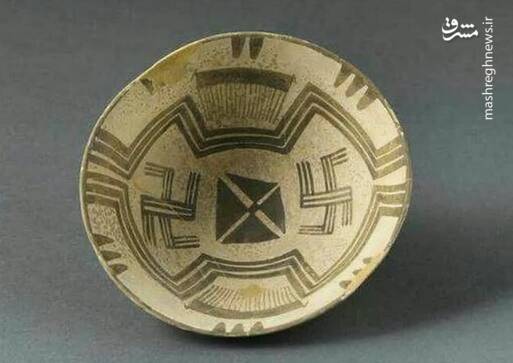 منتشر،چليپاي،درفش