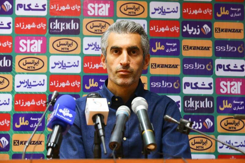 جباری: مسئولیت نقل و انتقالات با من نیست