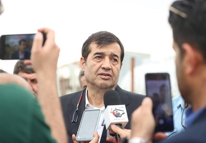 بازدید قالیباف از سالن ورزشی نیمهکاره گرگان+ عکس