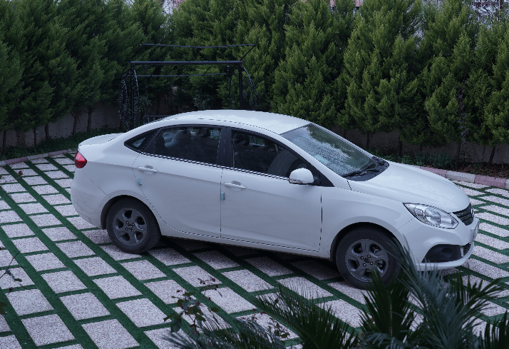 جک J4؛ سدان اقتصادی موفق کرمان موتور با ترکیبی از کیفیت، راحتی و ایمنی