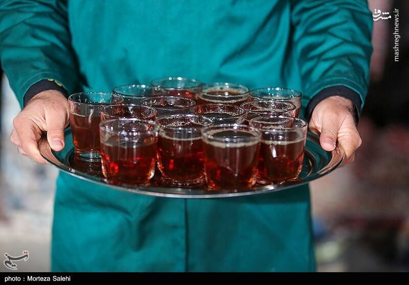 روایتی گرم در چایخانه حضرت رضا(ع)