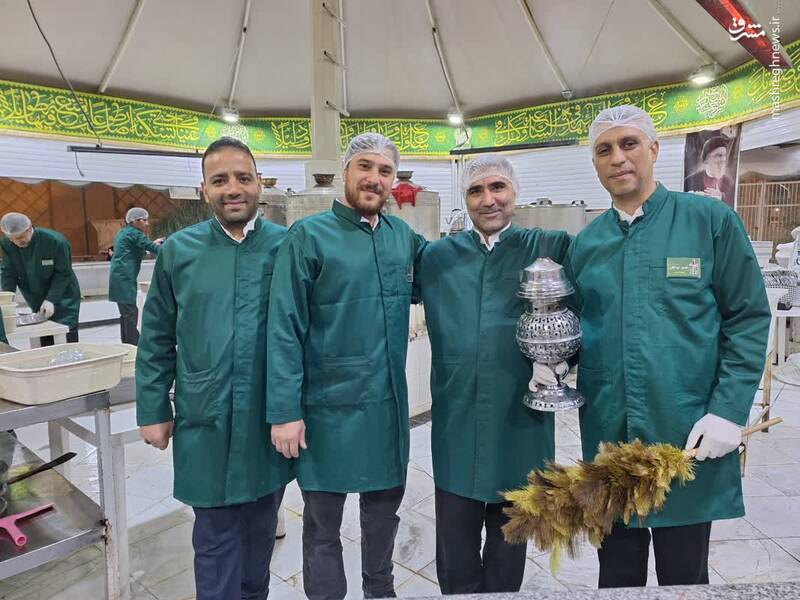 روایتی گرم در چایخانه حضرت رضا(ع)