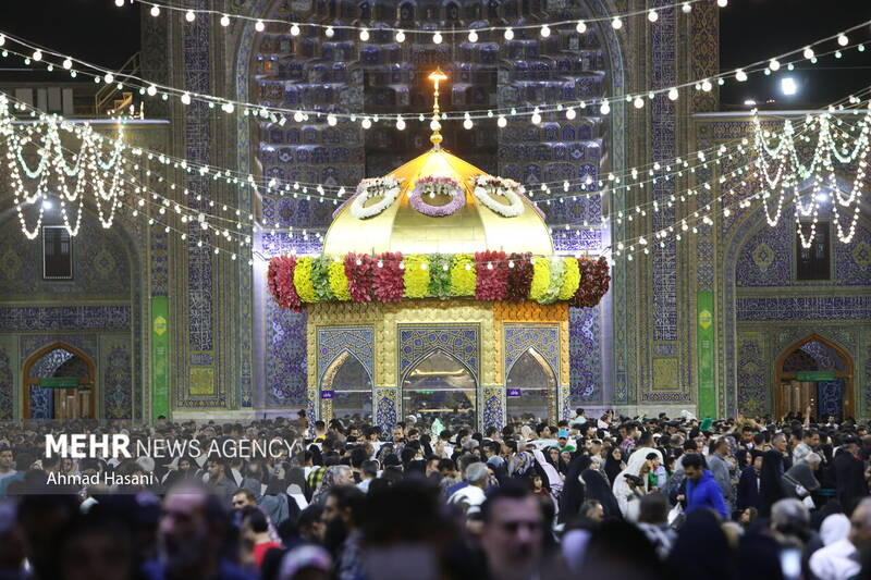 حرم امام رضا (ع) میزبان میلیون‌ها زائر؛ جشن ولادت با حضور اقوام ایرانی