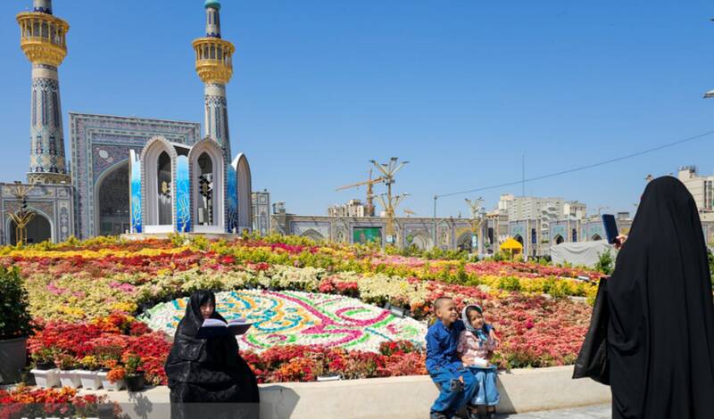 حرم رضوی میزبان میلیون‌ها زائر؛ جشن ولادت با حضور عاشقان ضامن آهو