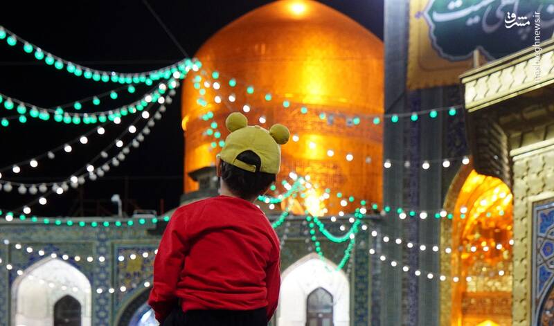 حرم امام رضا (ع) میزبان میلیون‌ها زائر؛ جشن ولادت با حضور اقوام ایرانی