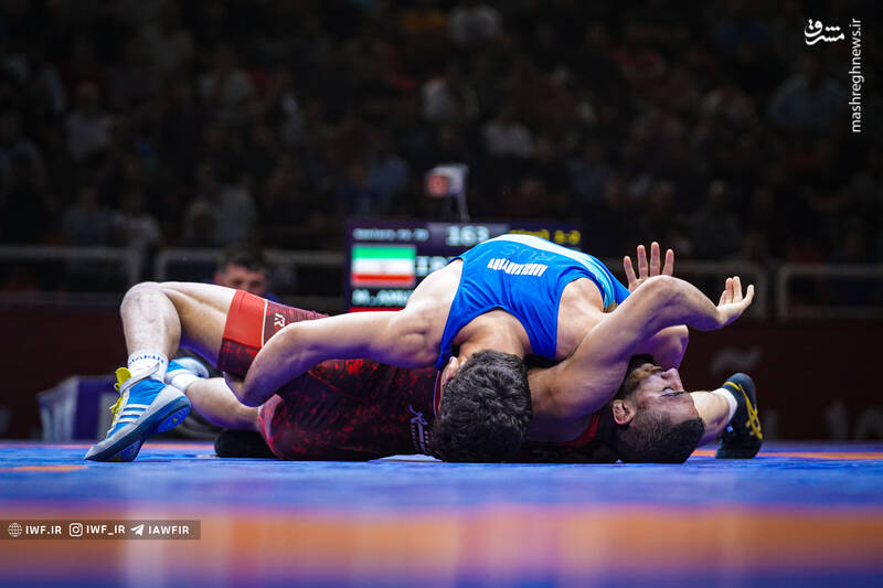 عکس/ چهل و پنجمین دوره رقابت های بین المللی کشتی آزاد جام تختی