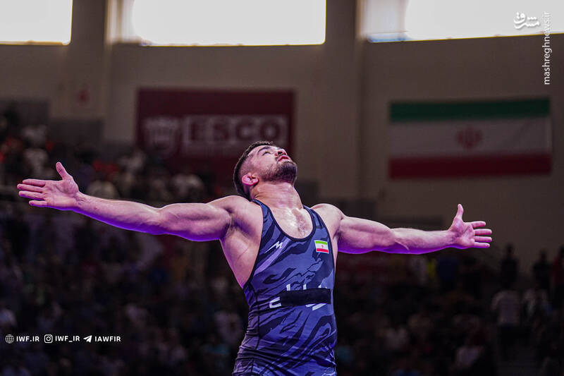 عکس/ چهل و پنجمین دوره رقابت های بین المللی کشتی آزاد جام تختی