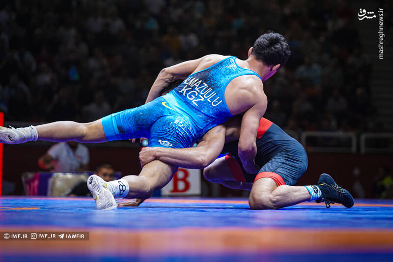 عکس/ چهل و پنجمین دوره رقابت های بین المللی کشتی آزاد جام تختی