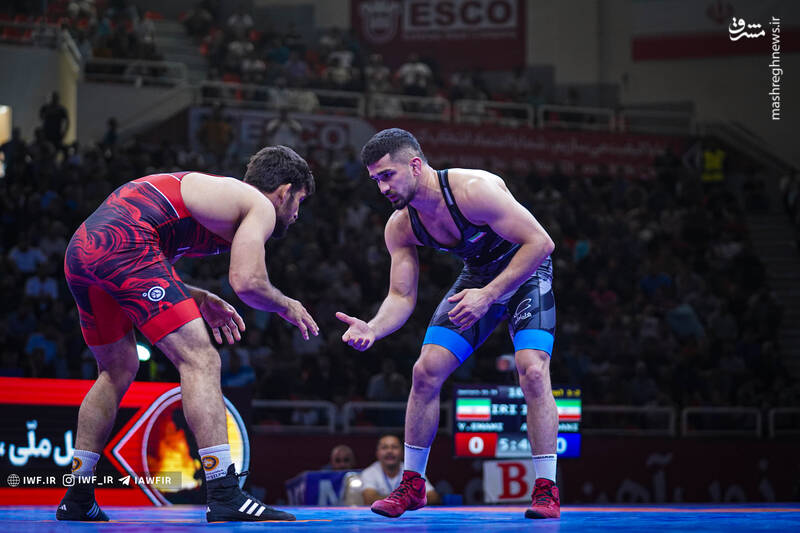 عکس/ چهل و پنجمین دوره رقابت های بین المللی کشتی آزاد جام تختی