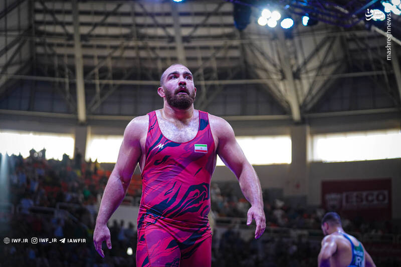 عکس/ چهل و پنجمین دوره رقابت های بین المللی کشتی آزاد جام تختی