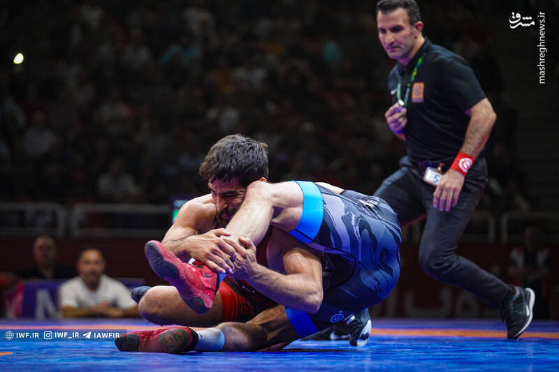 عکس/ چهل و پنجمین دوره رقابت های بین المللی کشتی آزاد جام تختی