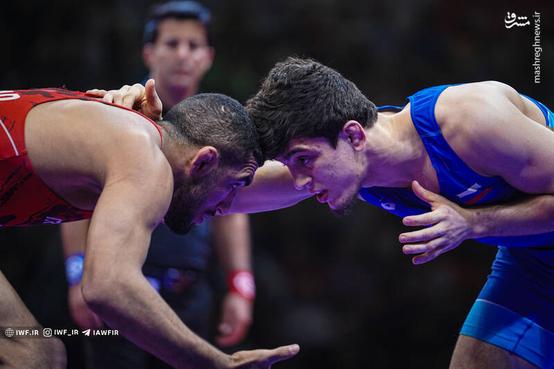 عکس/ چهل و پنجمین دوره رقابت های بین المللی کشتی آزاد جام تختی