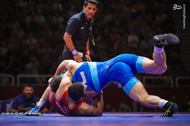 عکس/ چهل و پنجمین دوره رقابت های بین المللی کشتی آزاد جام تختی
