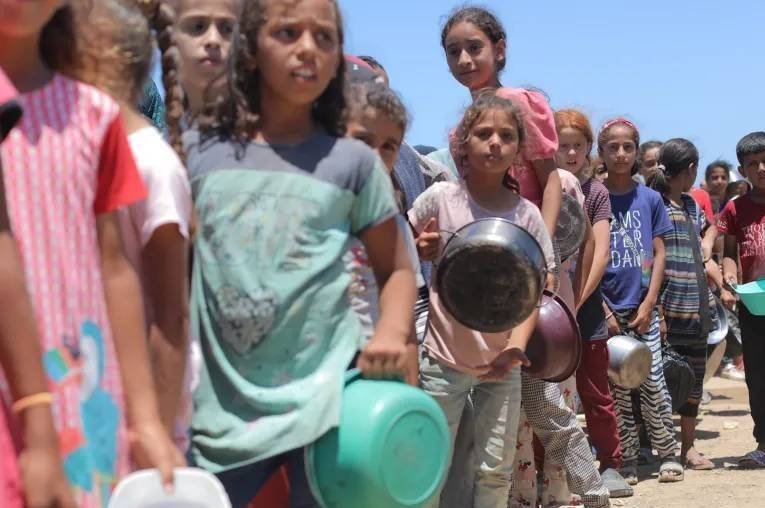 حمله موفق پهپادی انصارالله به یافا؛ سامانههای دفاعی اسرائیل ناکام ماندند/ هاآرتص: عملیات نظامی اسرائیل در غزه شکست خورده و بینتیجه است/ فاجعه انسانی در غزه: ۲۷ شهید و ۸۵ مجروح در حملات جدید