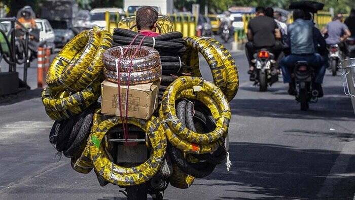 برقیسازی ۲۰ هزار موتورسیکلت در تهران/هوا و سوخت نفس میکشد؟