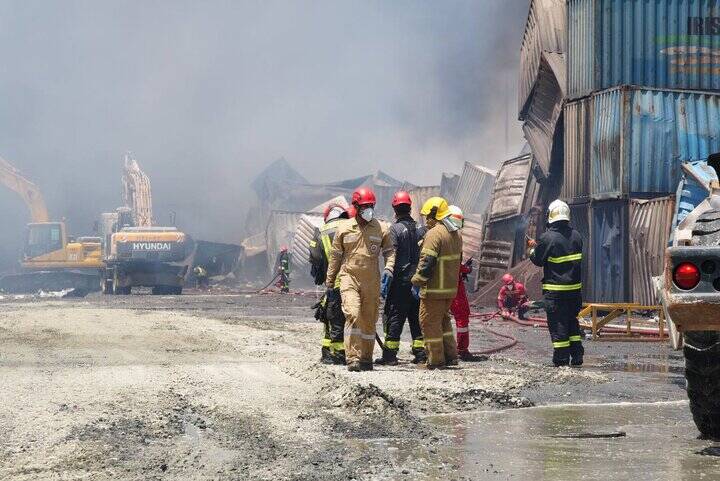 شکارچیان آتش در تله مرگ؛ عملیات نفسگیر در بندر شهید رجایی