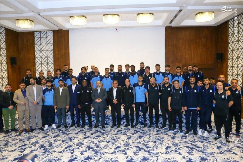 آیا باشگاه استقلال تبدیل به یک حزب سیاسی شده است؟ / چند سوال خاص درباره تبدیل یک سرمایه اجتماعی به بمب ضد امنیتی!