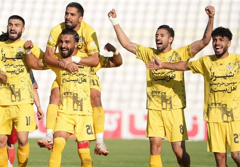 ليگ،فجر،فوتبال