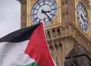محکوم کردن حمایت دولت انگلیس از اسرائیل از سوی حامیان فلسطینی لندن+ فیلم