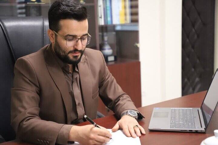 نصب برچسب‌های تبلیغاتی جرم محسوب می‌شود؟