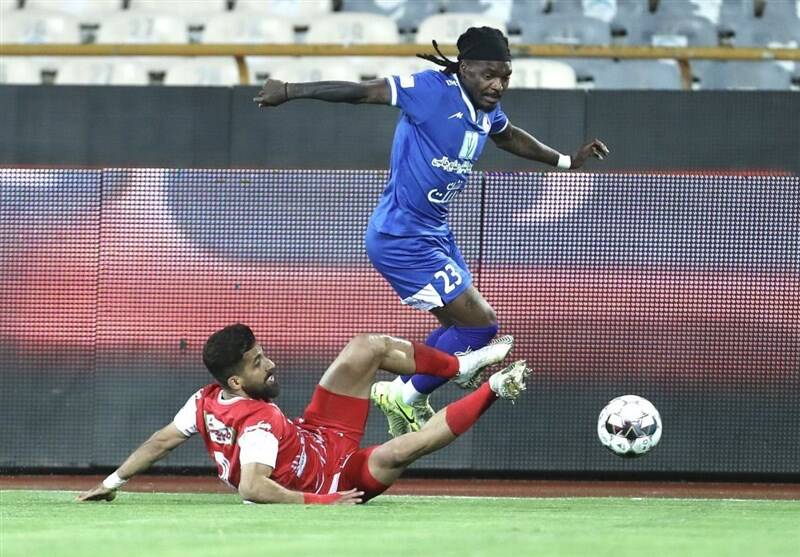 قرارداد،سرخپوشان،پرسپوليس