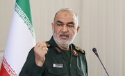 امدادگران در میان امواج آتش دفاع مقدس به یاری رزمندگان می‌شتافتند/ عبارات رئیس جمهور آمریکا تاثیری بر ملت ایران ندارد