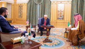 عکس/ دیدار جولانی و ترامپ و بن‌سلمان در ریاض