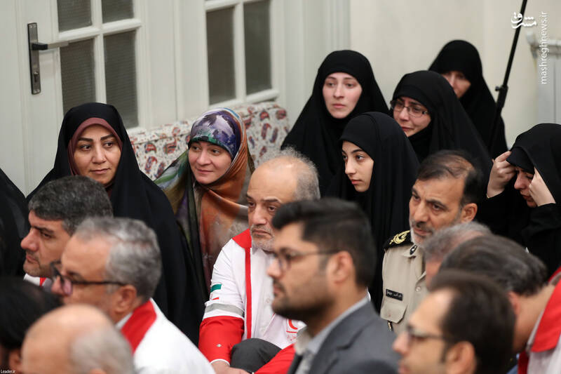 عکس/ دیدار دستاندرکاران کنگره شهدای امدادگر با رهبر انقلاب