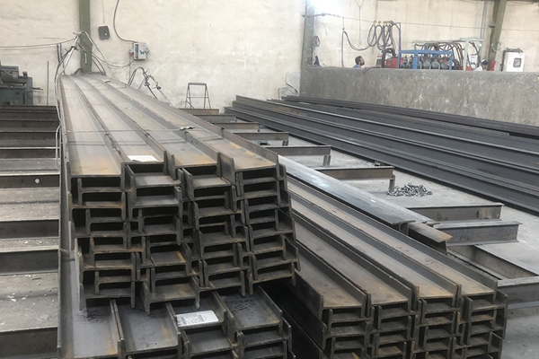 عوامل موثر در افزایش قیمت تیرآهن