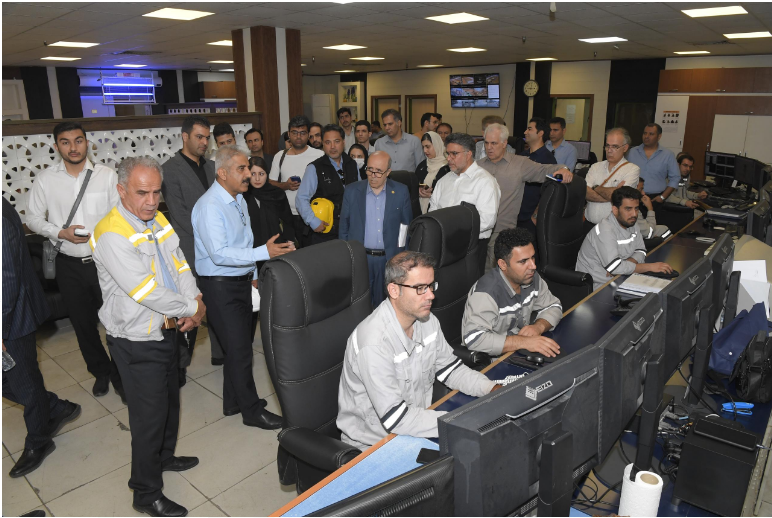 بازدید فعالان بازار سرمایه از پتروشیمی اروند/ غول PVC خاورمیانه، ۱.۳ میلیارد دلار ارزش جایگزینی دارد/ اروند ۲، نقشه راه مطمئن برای افزایش سودآوری اروند