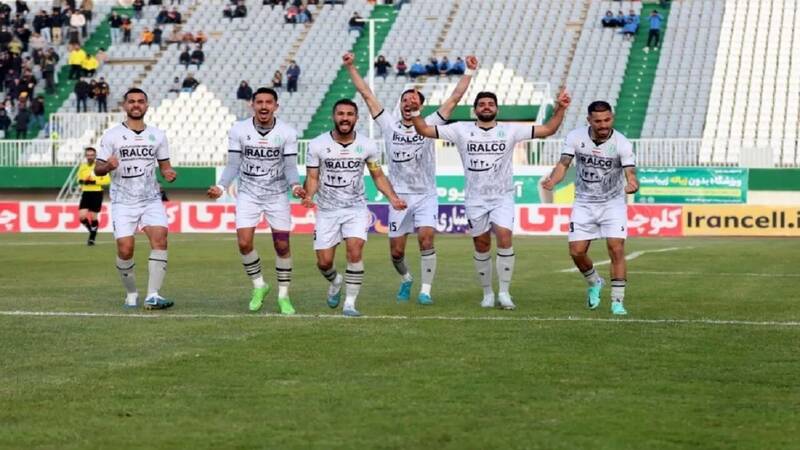 آلومينيوم،ضربه،عباس،بازيكن،دقيقه،گل،كهريزي،رحمان،جعفري،شباني ...