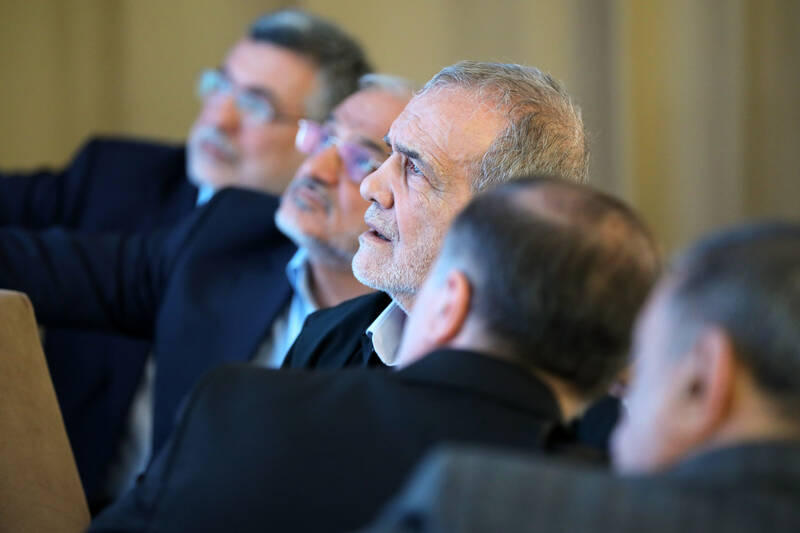 عکس/ نشست برج فناوری اکوسیستم واکسن