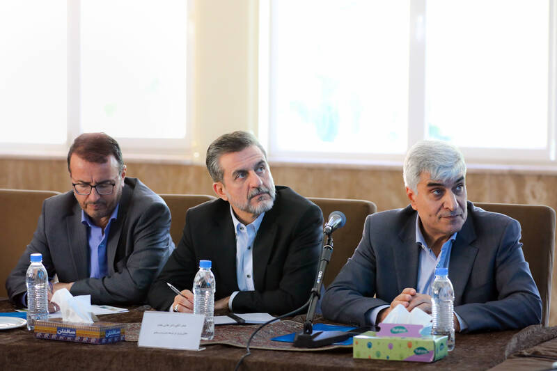 عکس/ نشست برج فناوری اکوسیستم واکسن