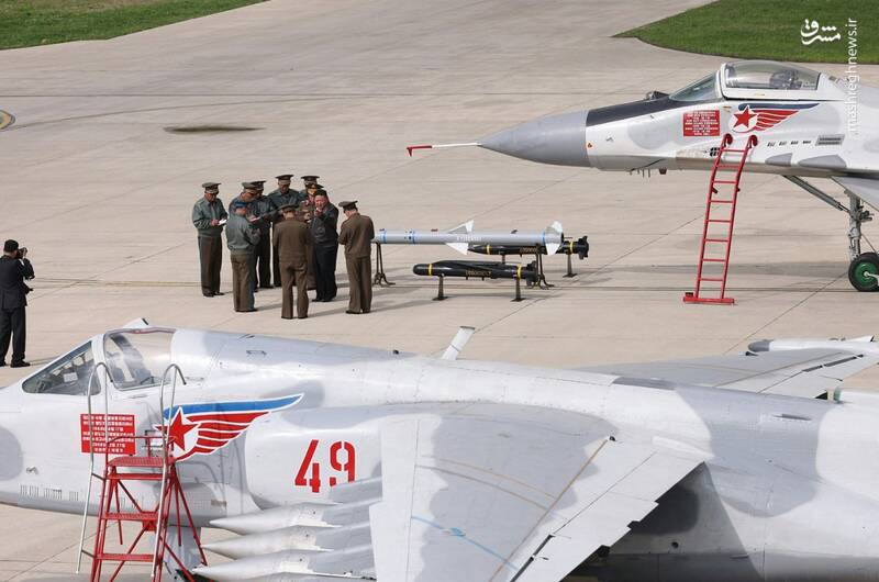 بازدید کیم جونگاون از رزمایش هوایی ارتش کره شمالی+ عکس