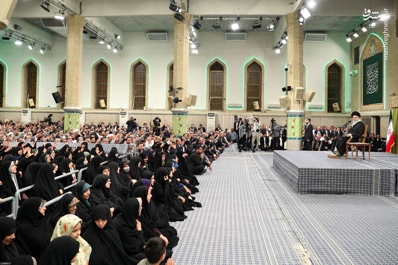 دولت هر مقدار که خرج آموزش و پرورش کند، سرمایه و افتخار است/ الگوی شکستخورده آمریکا برای منطقه: وابستگی؛ الگوی ایران: قدرت و پیشرفت