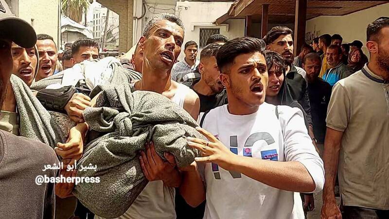 فاجعه انسانی در غزه: هر ۴ دقیقه یک حمله، هر ساعت ده‌ها شهید/ حماس تغییر تاکتیک داد؛ سربازان صهیونیست در دام کمین‌های مرگبار/ لیبرمن: این جنگ، نبرد برای بقای نتانیاهو است
