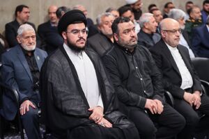 عکس/ حضور فرزندان شهید نصرالله در حسینیه امام خمینی(ره)