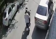 ‌لحظه سرقت موبایل در خیابان شیراز تهران