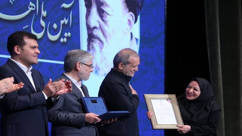 درد و دل دانشمندان برگزیده کشور با رئیس جمهور