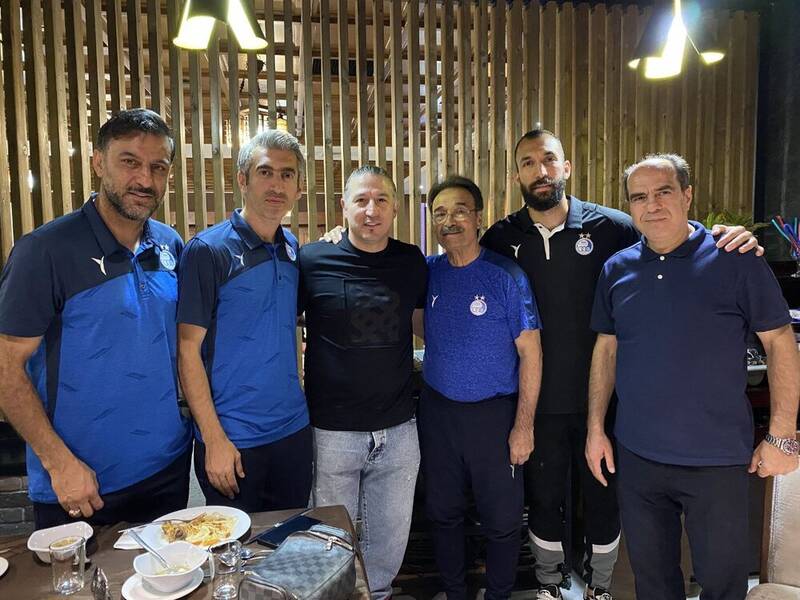 مربی تیمملی به اردوی استقلال رفت