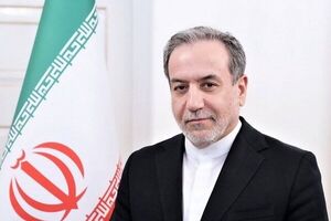عکس / دیدارهای عراقچی در استانبول