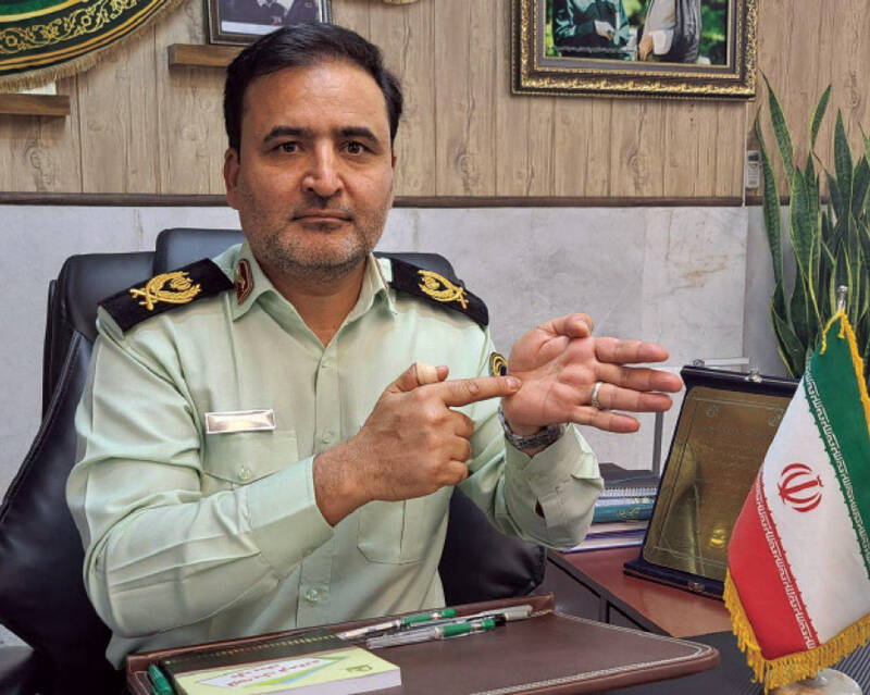 پرايد،انتظامي،پليس،سارقان،خودرو،خيابان،خودروي،سرقت،نيروهاي،ن ...