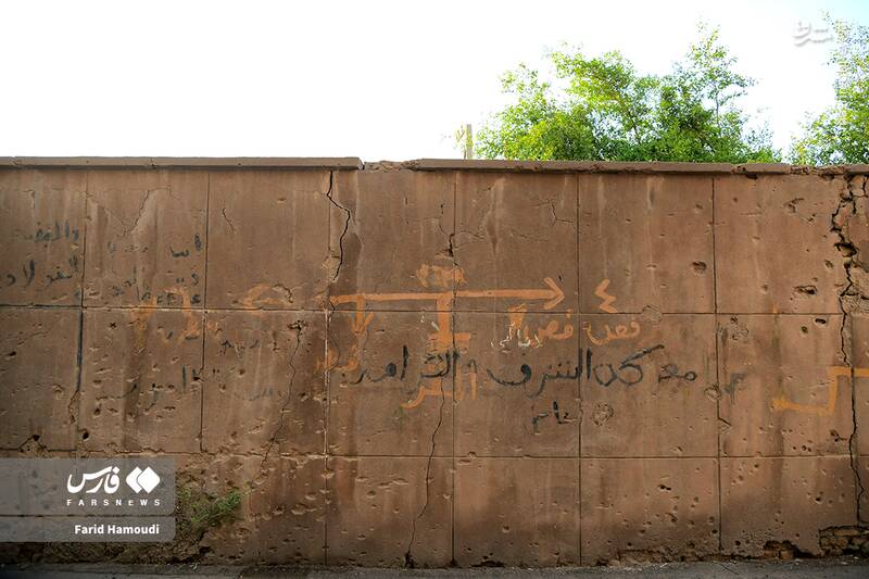 عکس/ گلولههایی که هنوز جایشان روی دیوارهاست
