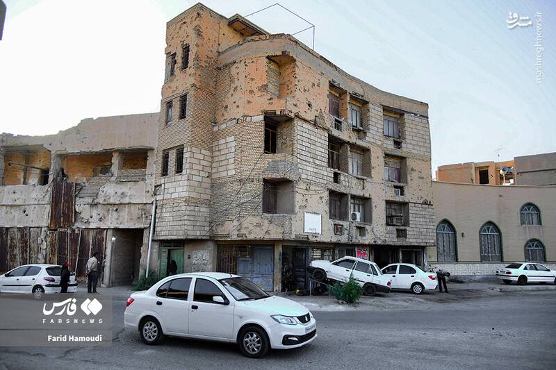 عکس/ گلولههایی که هنوز جایشان روی دیوارهاست