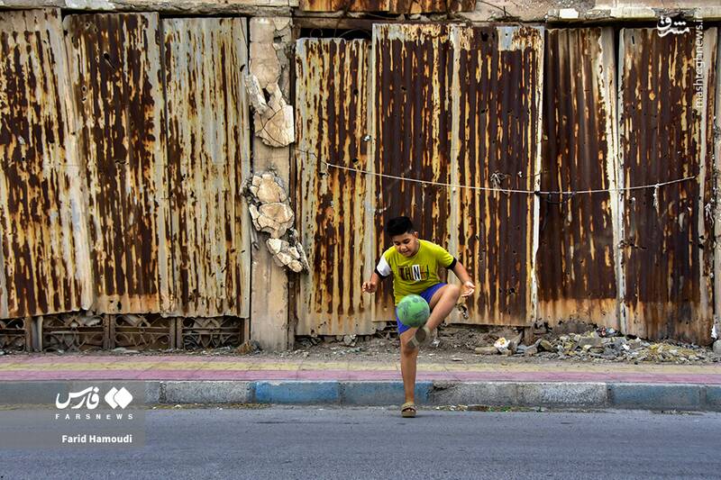 عکس/ گلولههایی که هنوز جایشان روی دیوارهاست